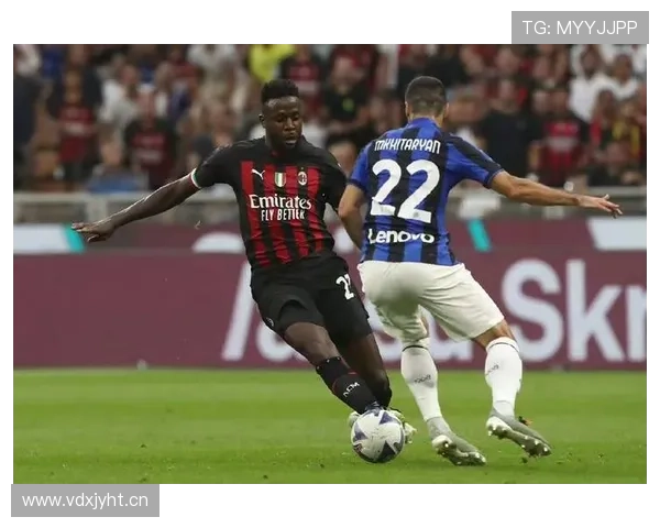 米兰中场分工失衡影响球队节奏控制能力，当前阶段稳定性面临考验