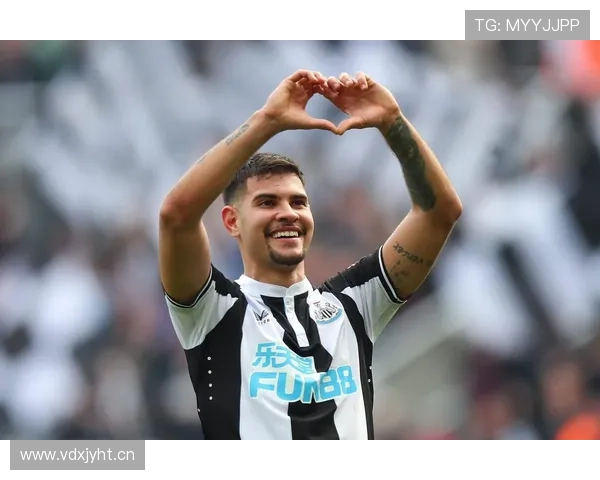 B费与布鲁诺·吉马良斯在控球倾向下形成分散参与趋势 B费与布鲁诺·吉马良斯在控球倾向下形成分散参与趋势